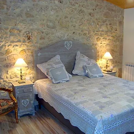 Le Fief De La Ribeyre Oda ve Kahvaltı Queyrac